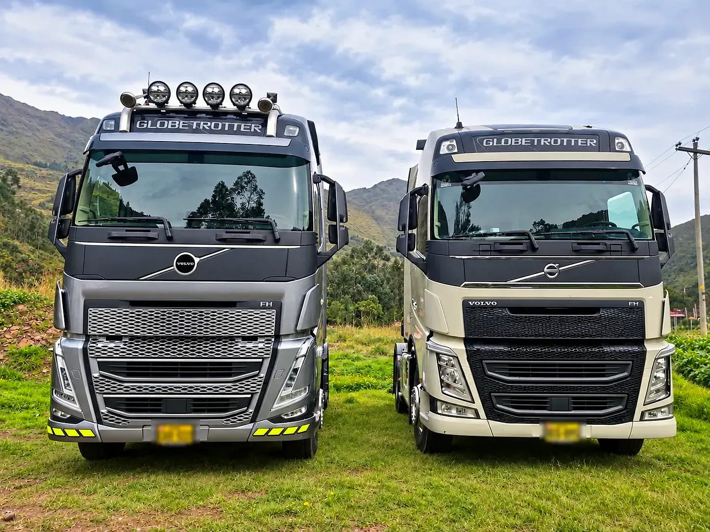 Dos tractos Volvo FH Globetrotter de la flota de G&I en Cusco